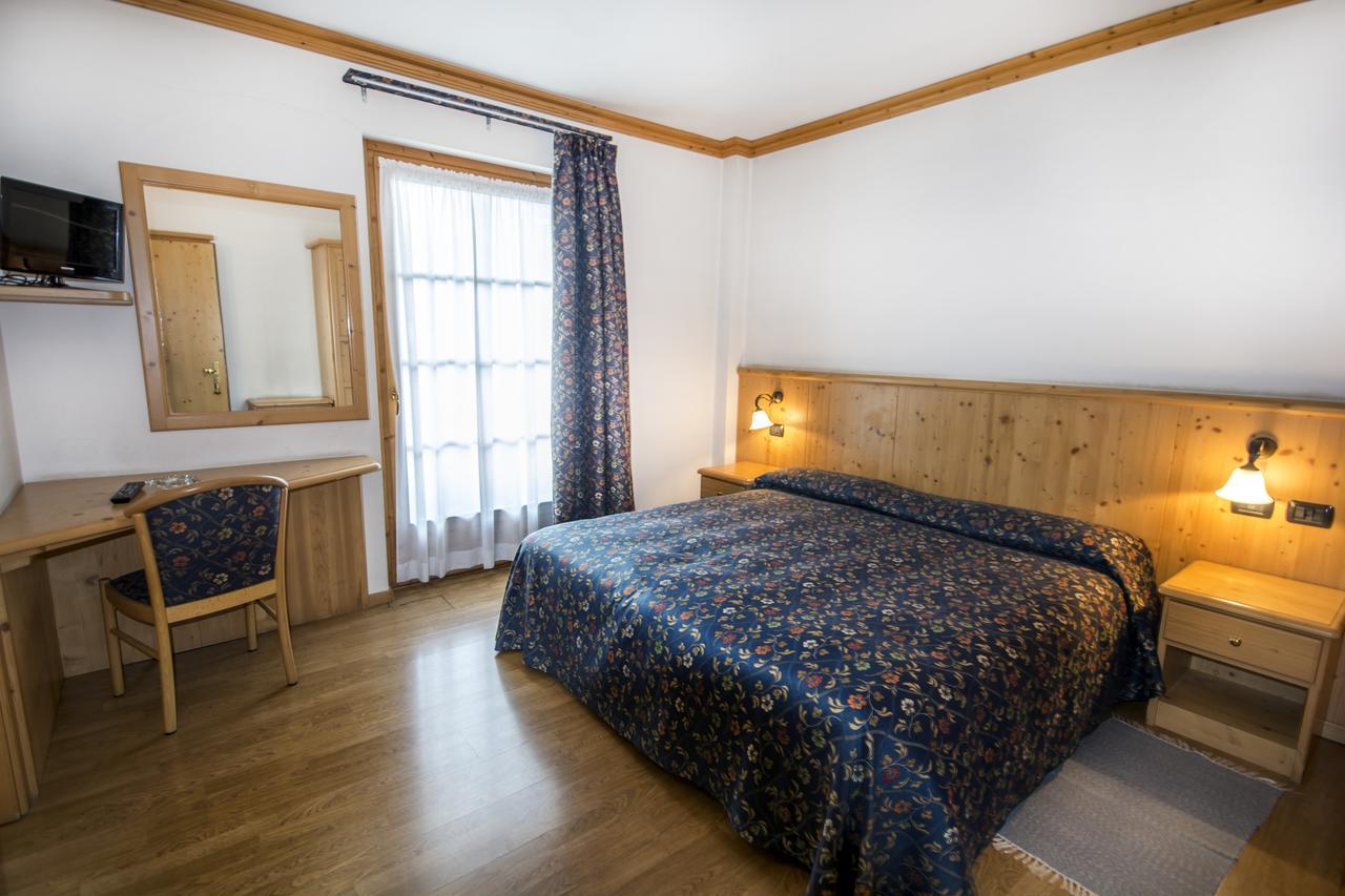 Hotel Giardino บอร์มิโอ ภายนอก รูปภาพ